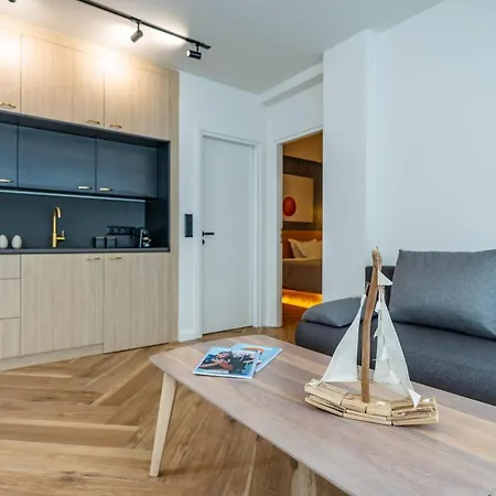 Triple A - Prime Location - Between Monastiraki & Syntagma Square-free Parking! Athens